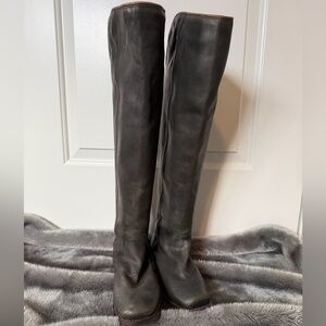 Frye knee high grey boots (2010s)